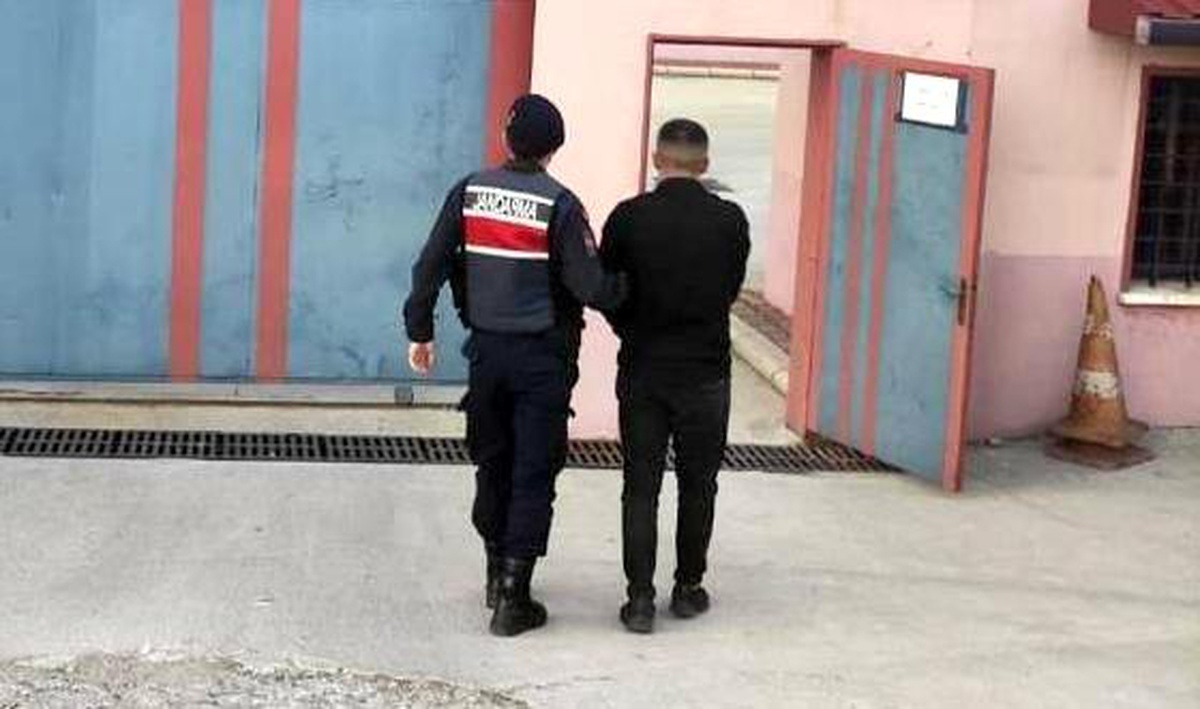 Osmaniye\'de 3 yıl hapis cezasıyla aranan hükümlü yakalandı