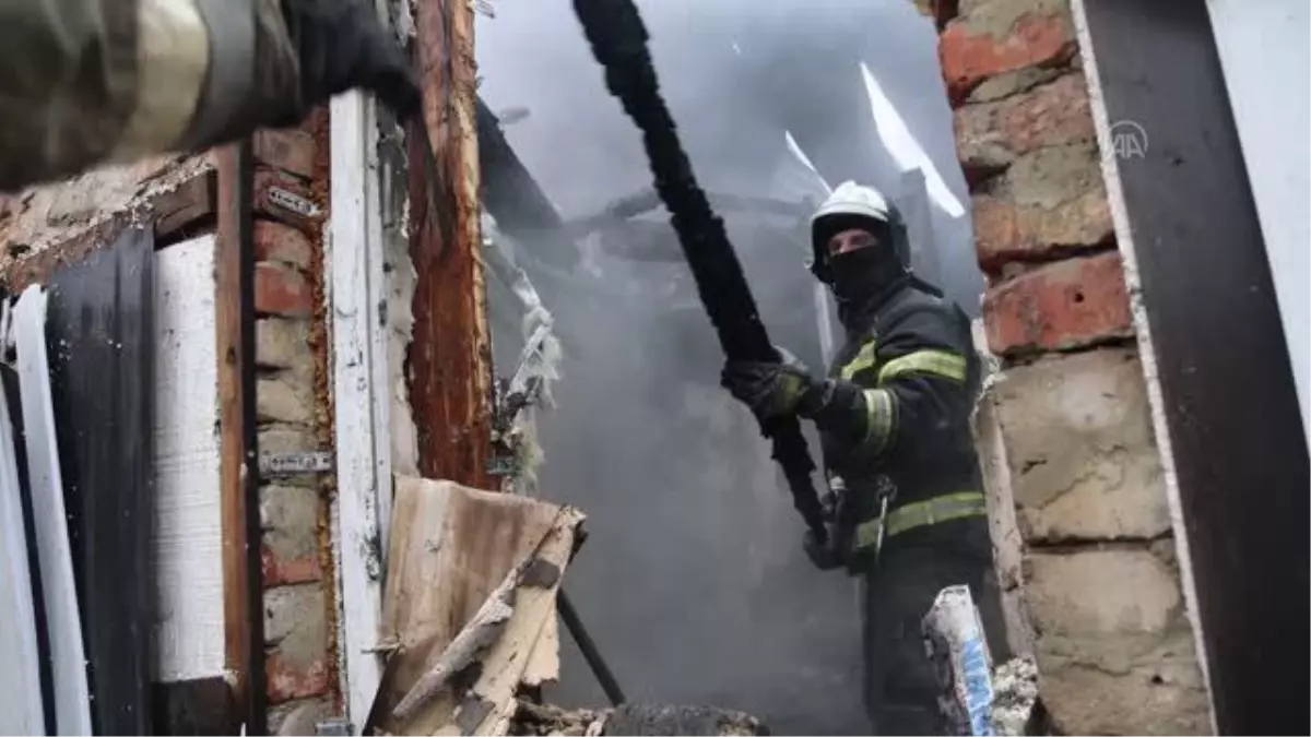 Rusya ile Ukrayna arasındaki çatışmada siviller zarar görüyor