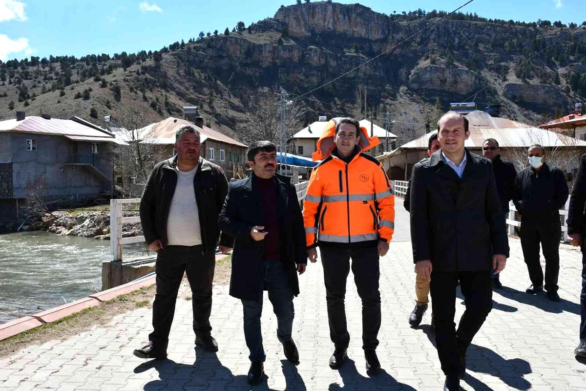 Tufanbeyli\'ye 60 bin dekar arazi modern yöntemle sulanacak