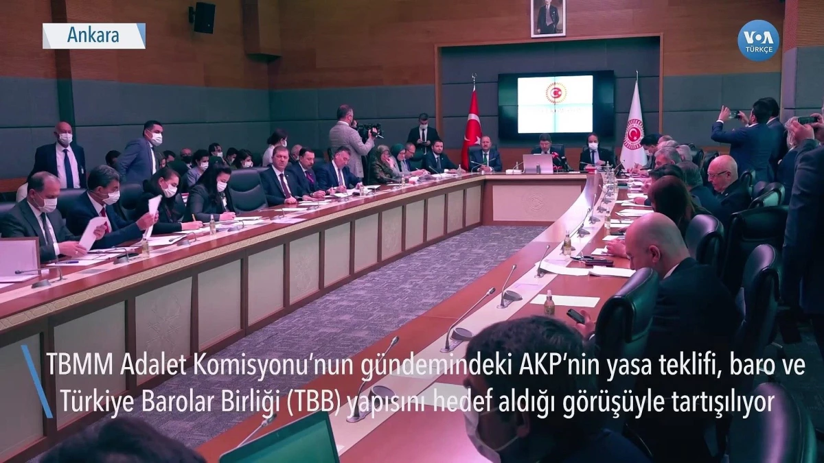 AKP\'nin Teklifiyle Barolar Tartışması Alevlendi