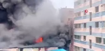 Bangladeş'te plastik fabrikasında korkunç yangın