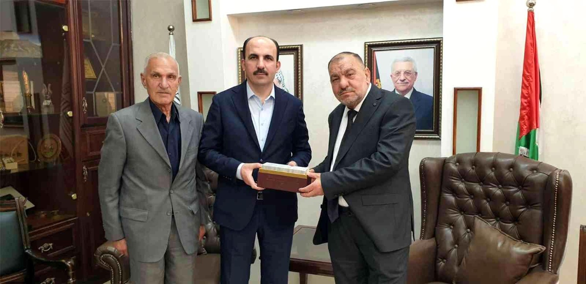 Konya Büyükşehir Belediye Başkanı Altay\'dan El Halil Belediyesi\'ne ziyaret