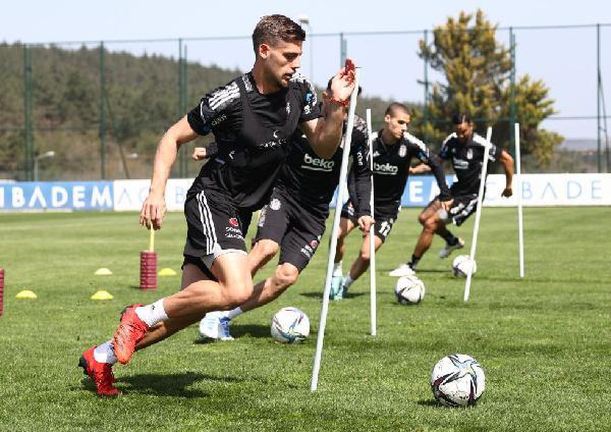 Beşiktaş\'ta Giresunspor maçı hazırlıkları sürüyor