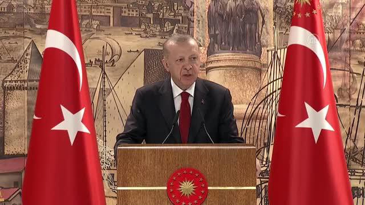 Cumhurbaşkanı Erdoğan: "(KADES) Uygulamayı indiren kişi sayısı 3,5 milyonu ve ihbarda bulunan kişi sayısı da 360 bini geçmiştir"