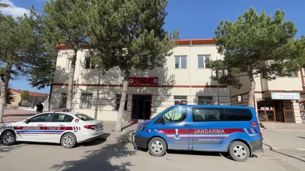 ESKİŞEHİR - 60 bin 950 dolarlık dolandırıcılığın Kamerunlu şüphelisi tutuklandı