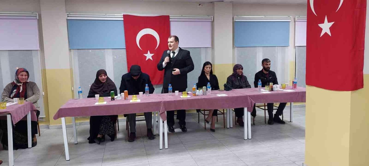Son dakika... Kaymakam Yılmazer şehit yakınlarıyla iftarda buluştu