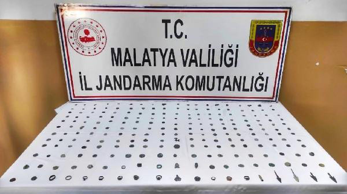 Malatya'da 223 tarihi eser ele geçirildi