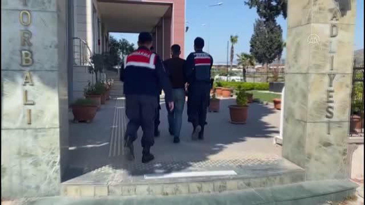 PKK\'nın dağ kadrosunda yer aldığı öne sürülen zanlı İzmir\'de tutuklandı