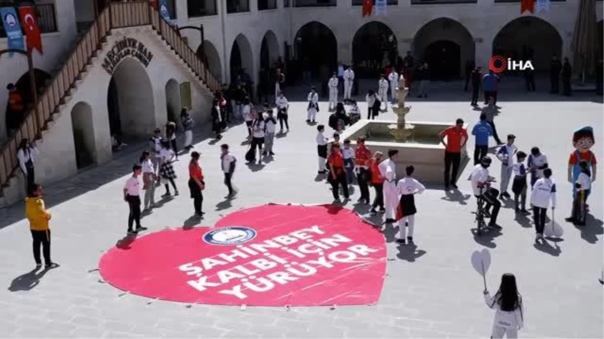 Şahinbey Belediyesi kalp sağlığı için yürüdü