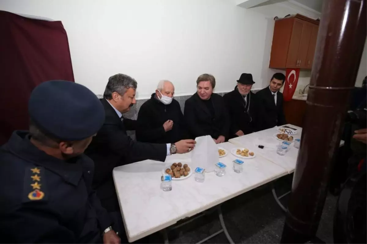 Aksaray Valisi Aydoğdu, 15 yıldır husumetli 2 kardeşi barıştırdı