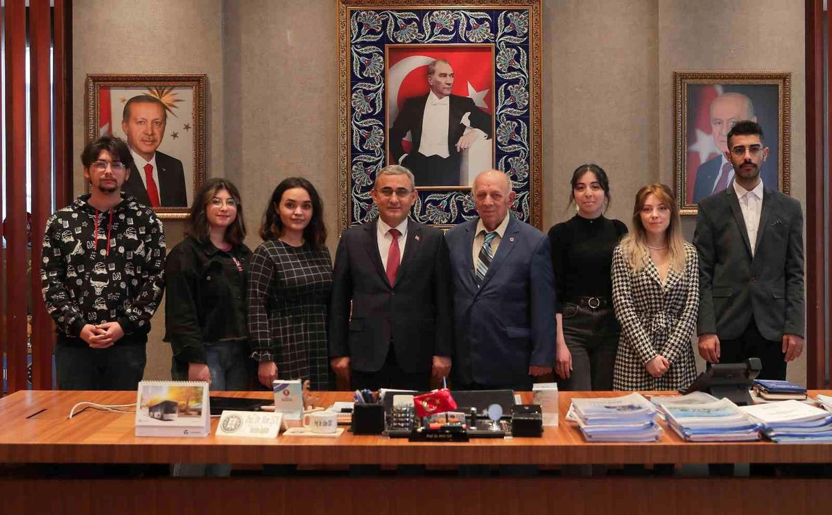 Başkan Işık: "Gençlerimizin yanındayız"