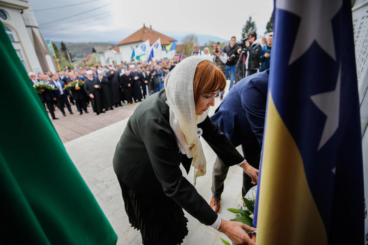 Bosna Hersek\'teki Ahmiçi Katliamı\'nın kurbanları unutulmadı (1)