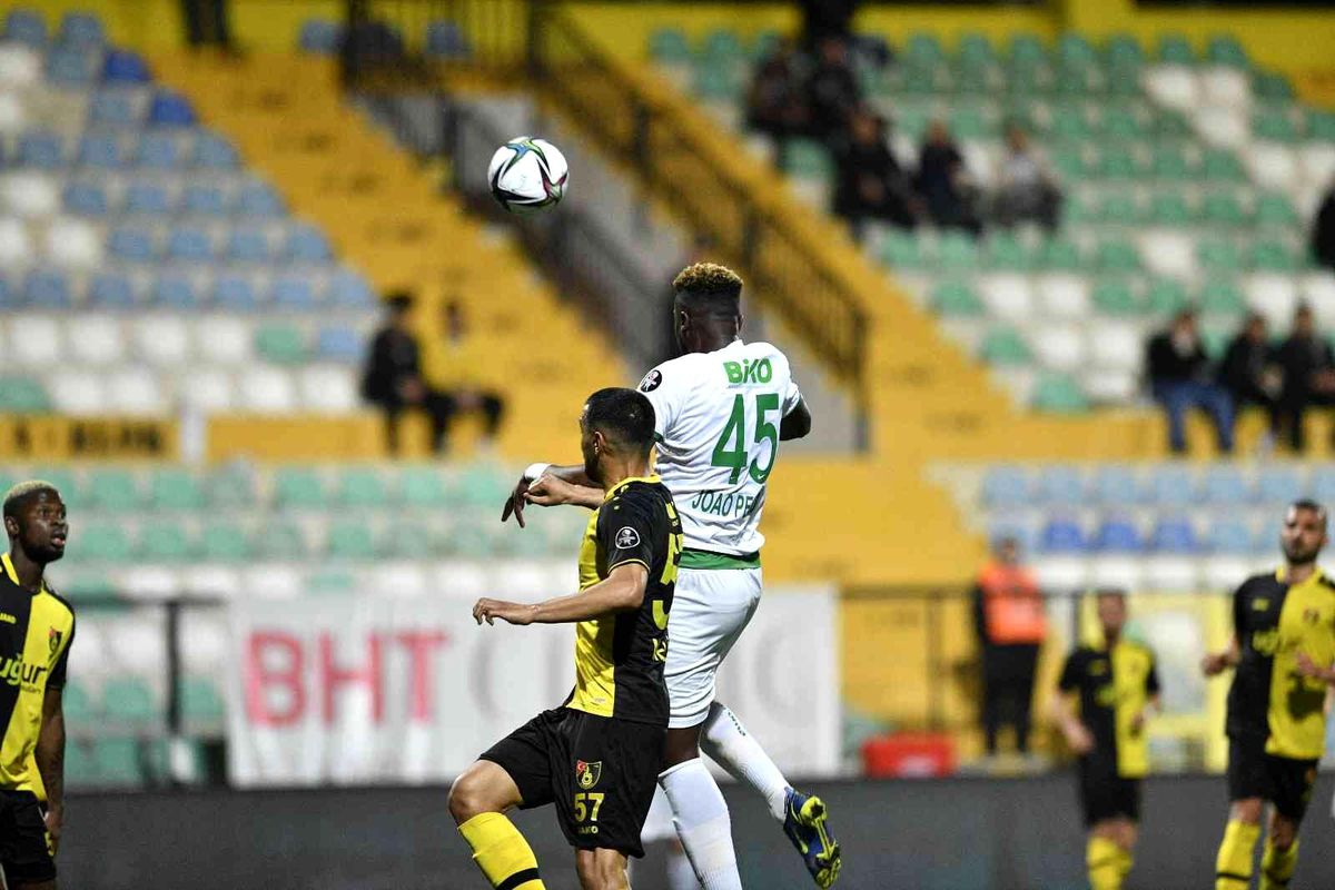 Bursaspor Kulübü: "Gerekenlerin ivedilikle yapıldığının ve yapılacağının bilinmesini istiyoruz"