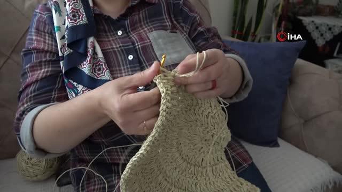 Can sıkıntısından çanta örmeye başladılar, şimdilerde ise siparişlere yetişemiyorlar