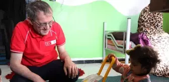 Kızılay, Suriye'de yetim çocuklarla iftarda buluştu