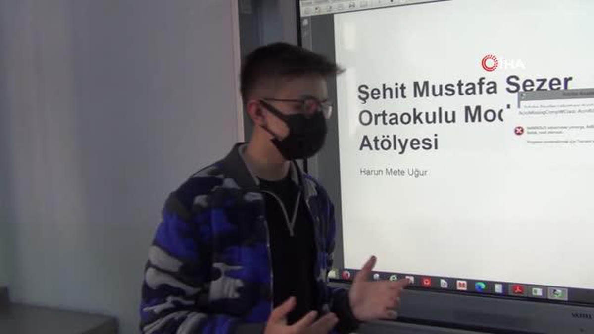 Liseli genç, ortaokul öğrencileri için model uçak kursu verdi