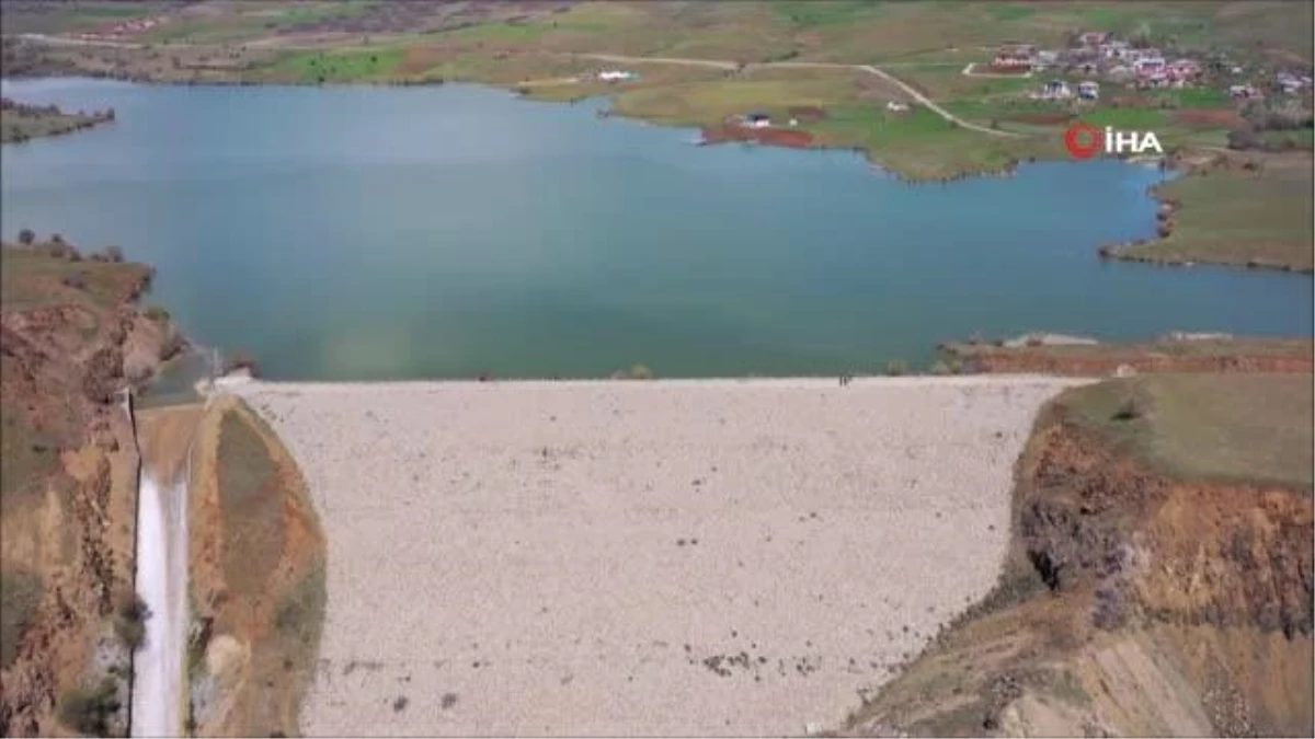 Tunceli\'de dolan barajın kapakları açıldı, tahliye başladı