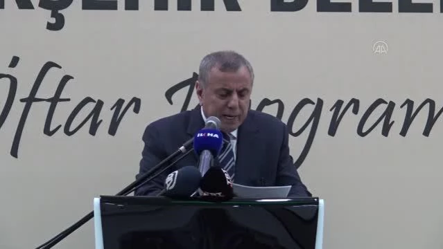 Vali Demirtaş, Midyat'ta iftar programına katıldı