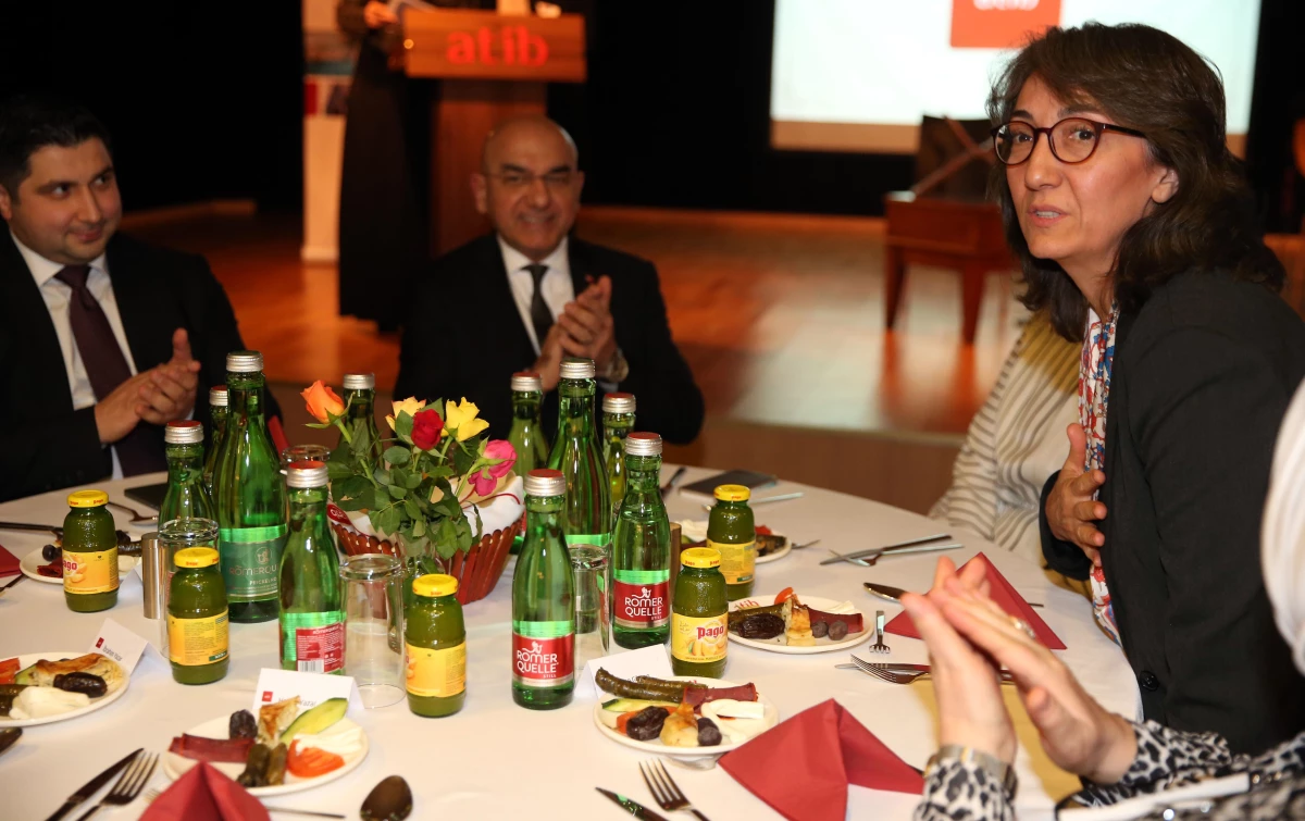 Viyana\'da Türk sivil toplum kuruluşundan iftar programı