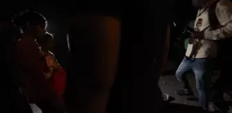 YENİ DELHİ - Hindistan'da 'Hanuman Jayanti' töreni sırasında iki grup arasında çatışma çıktı