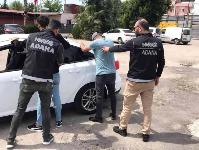 Adana'da 24 kilo esrar ele geçirildi