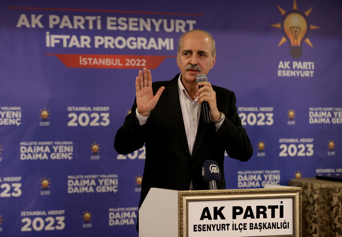 AK Parti Genel Başkanvekili Kurtulmuş, Esenyurt\'ta partililerle iftarda buluştu Açıklaması