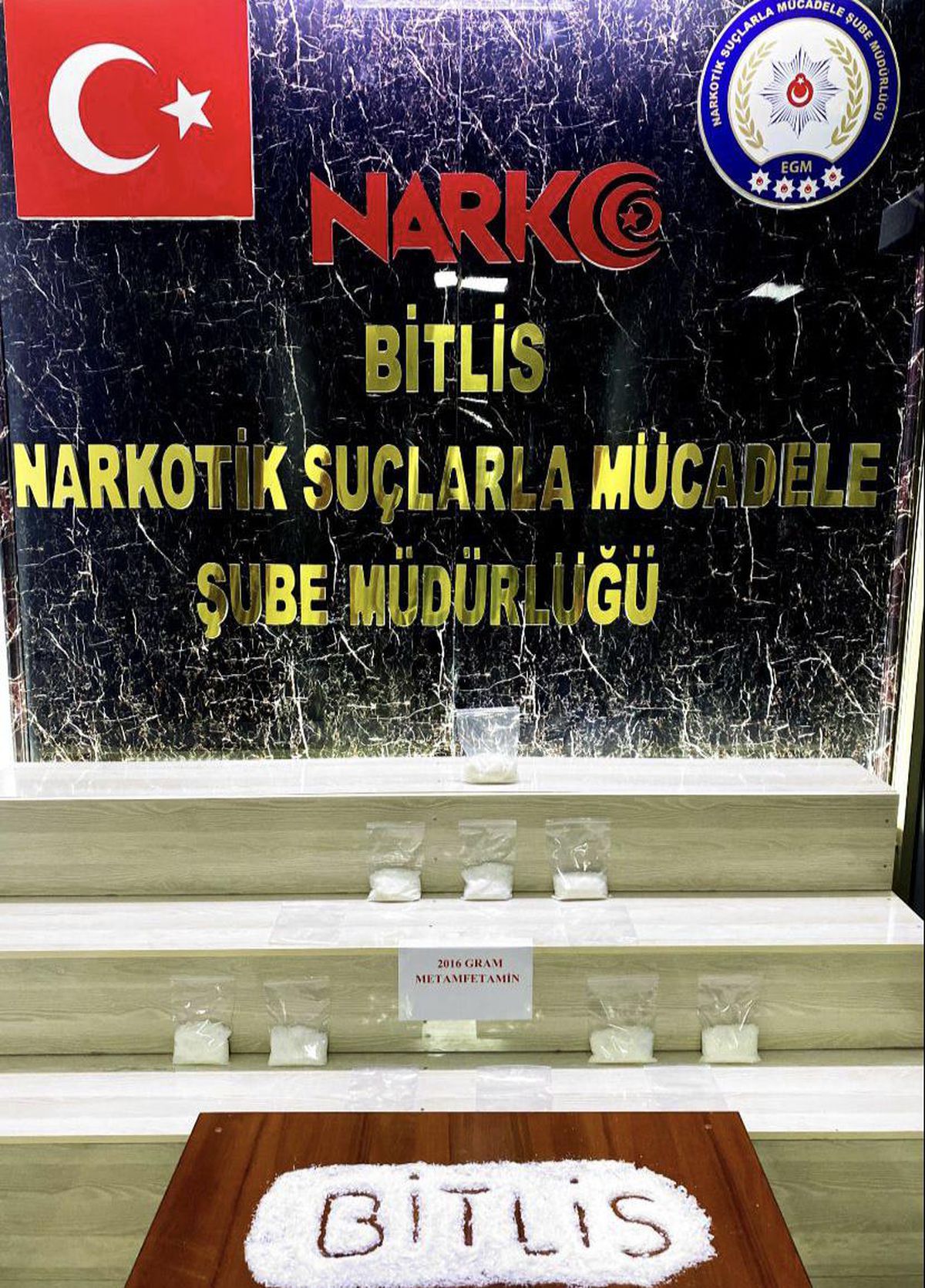 Bitlis\'te bir araçta sentetik uyuşturucu bulundu