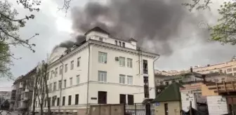 Son dakika haberi... Bombardıman altındaki kentte moral konseri