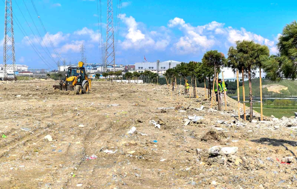 Esenyurt\'ta bir ilk: çocuklar için at binicilik tesisi