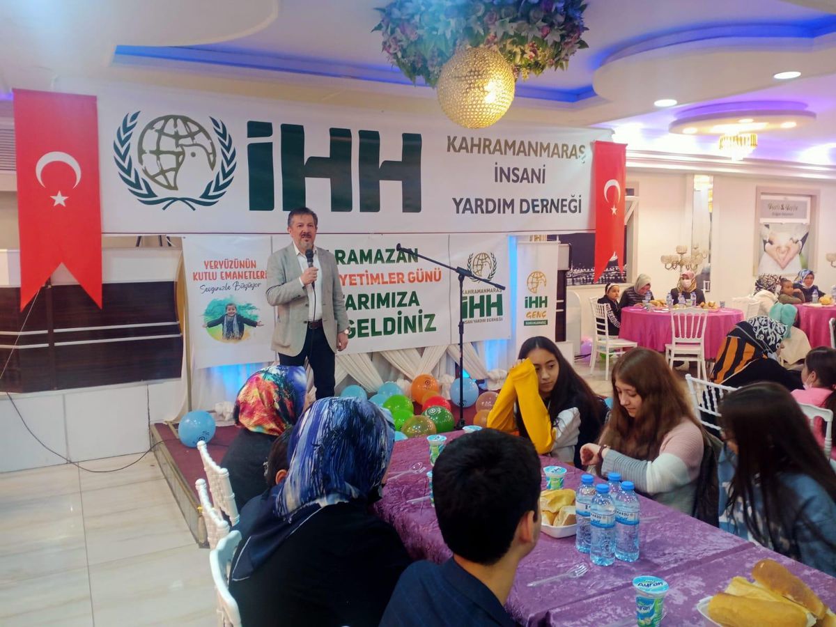 Kahramanmaraş\'ta "Dünya Yetimler Günü" dolayısıyla iftar verildi