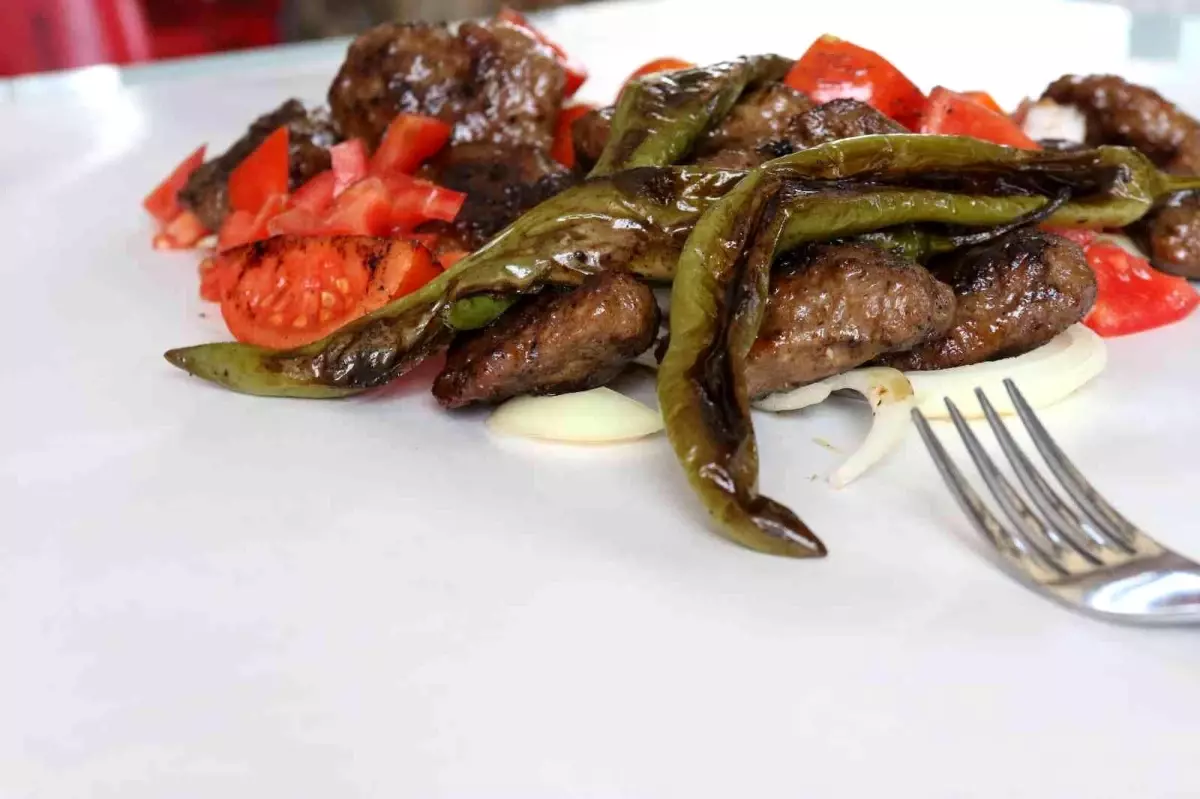 Keşfedilmeyi bekleyen lezzet: 'Beylikova köftesi'