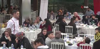 Yetim çocuklar kardeşlik sofrasında buluştu