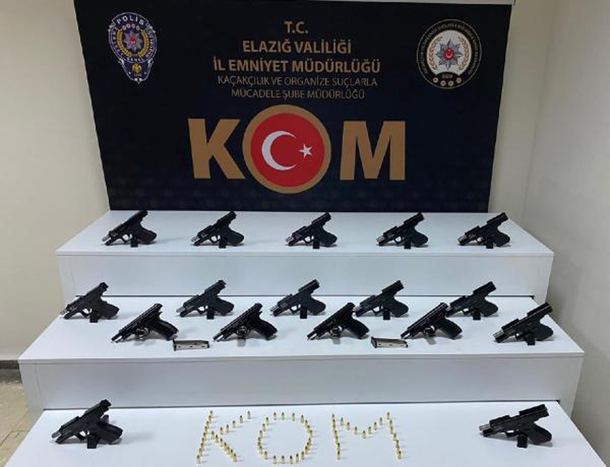 17 RUHSATSIZ TABANCAYLA YAKALANAN 3 ŞÜPHELİ TUTUKLANDI