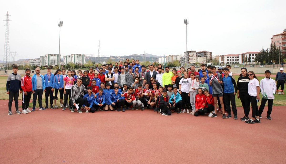 Atletizm grup müsabakaları sona erdi