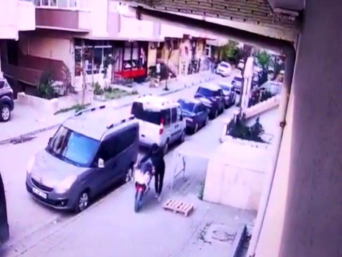 Avcılar\'da motosiklet hırsızı yakalandı