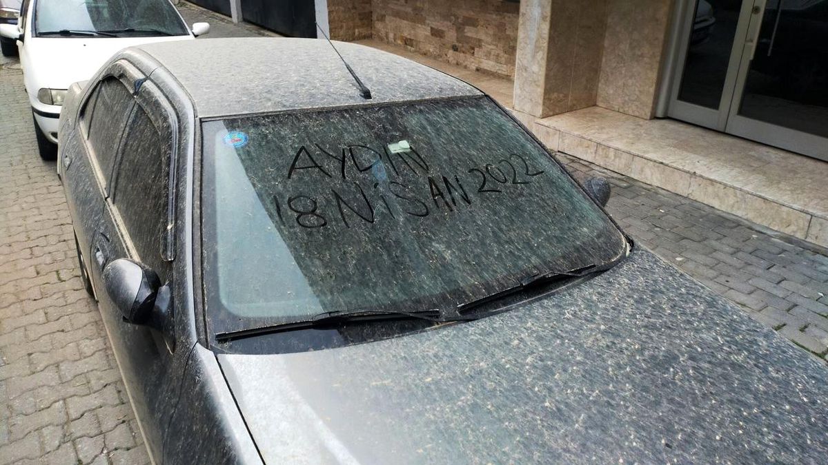 Aydın\'a çamur yağdı, oto yıkamacılarda yoğunluk yaşandı