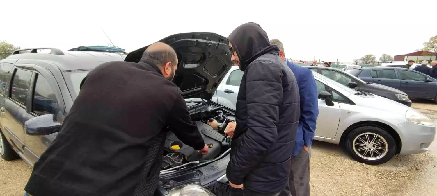 Bahar geldi ikinci el otomobil pazarı hareketlendi