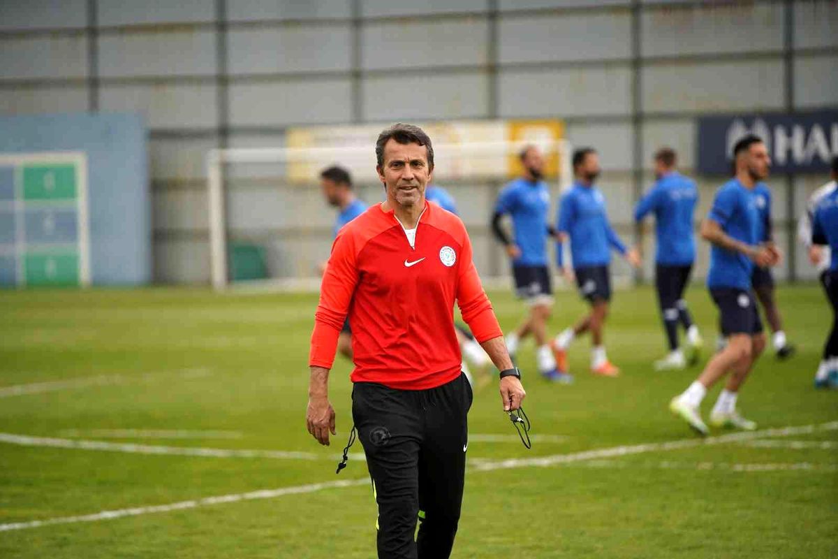Çaykur Rizespor\'da Fenarbahçe maçı hazırlıkları devam ediyor