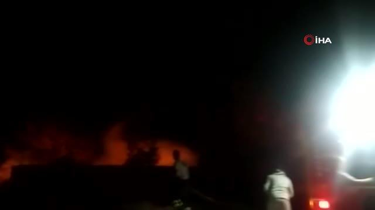 Hatay\'da bitki örtüsü alanındaki yangın büyümeden söndürüldü