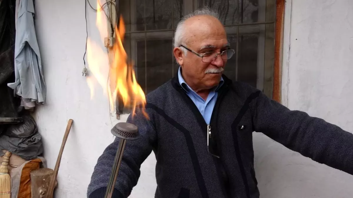 Emekli işçi kendi gazını üretiyor! 1 litrelik benzinle 15 günlük tüp ihtiyacını karşılıyor