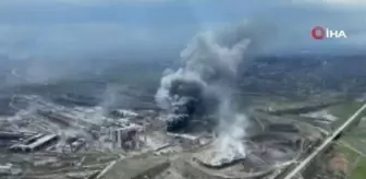 Mariupol'deki Azovstal fabrikasına düzenlenen saldırı havadan görüntülendi