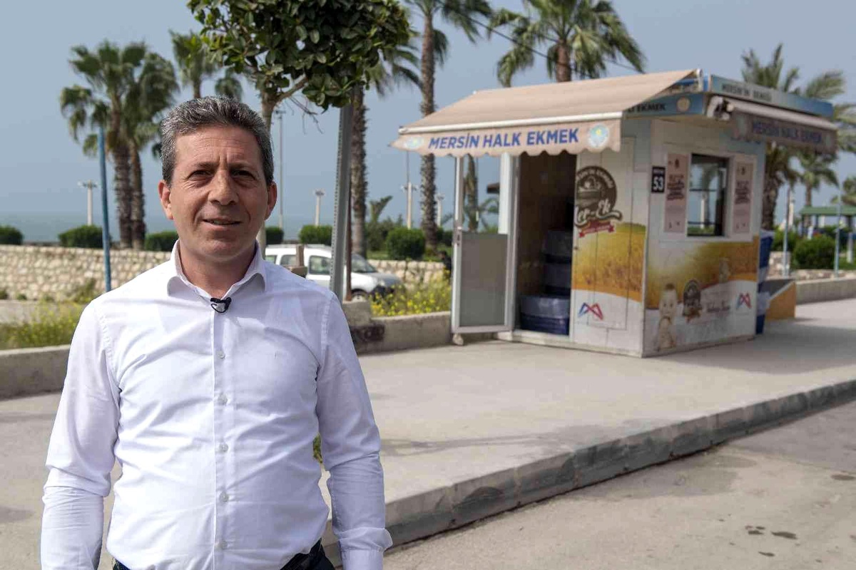 Mersin Büyükşehir Belediyesinin 43. Halk Ekmek büfesi Karaduvar\'da açıldı