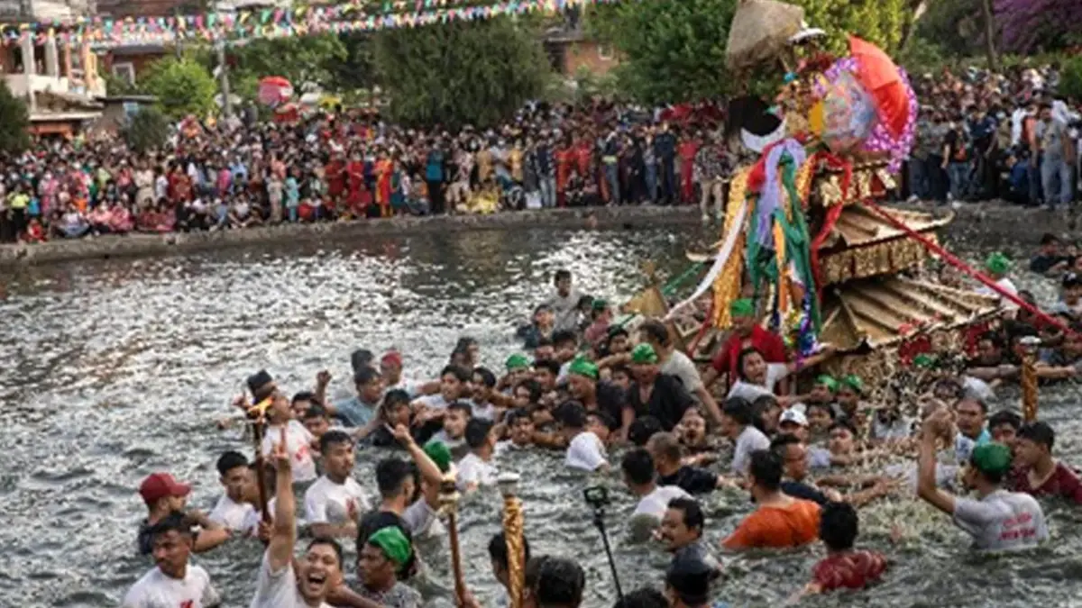 Nepalliler Festivalde "Kayıp Mücevheri" Aradı