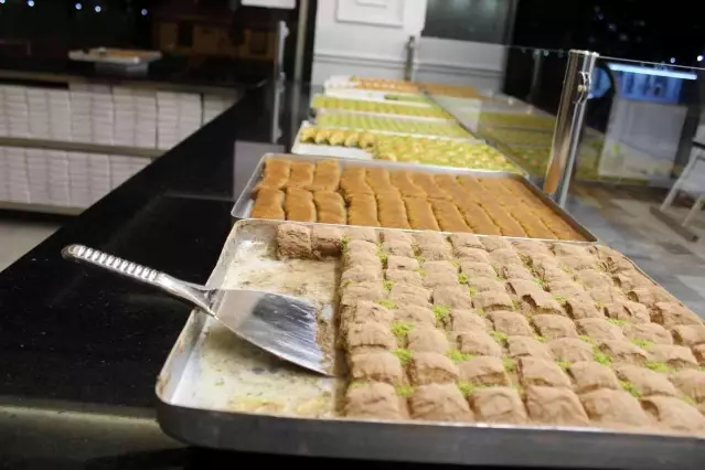 Zarife Hanım Pastaneleri Diyarbakır'ın ağzını tatlandırmaya başladı