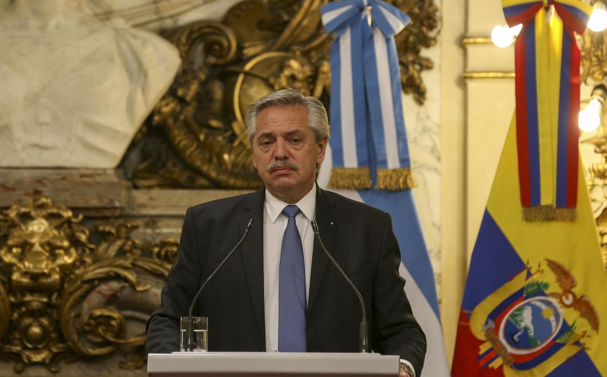 Arjantin Delvet Başkanı Fernandez\'den Latin Amerika ülkelerine Venezuela çağrısı