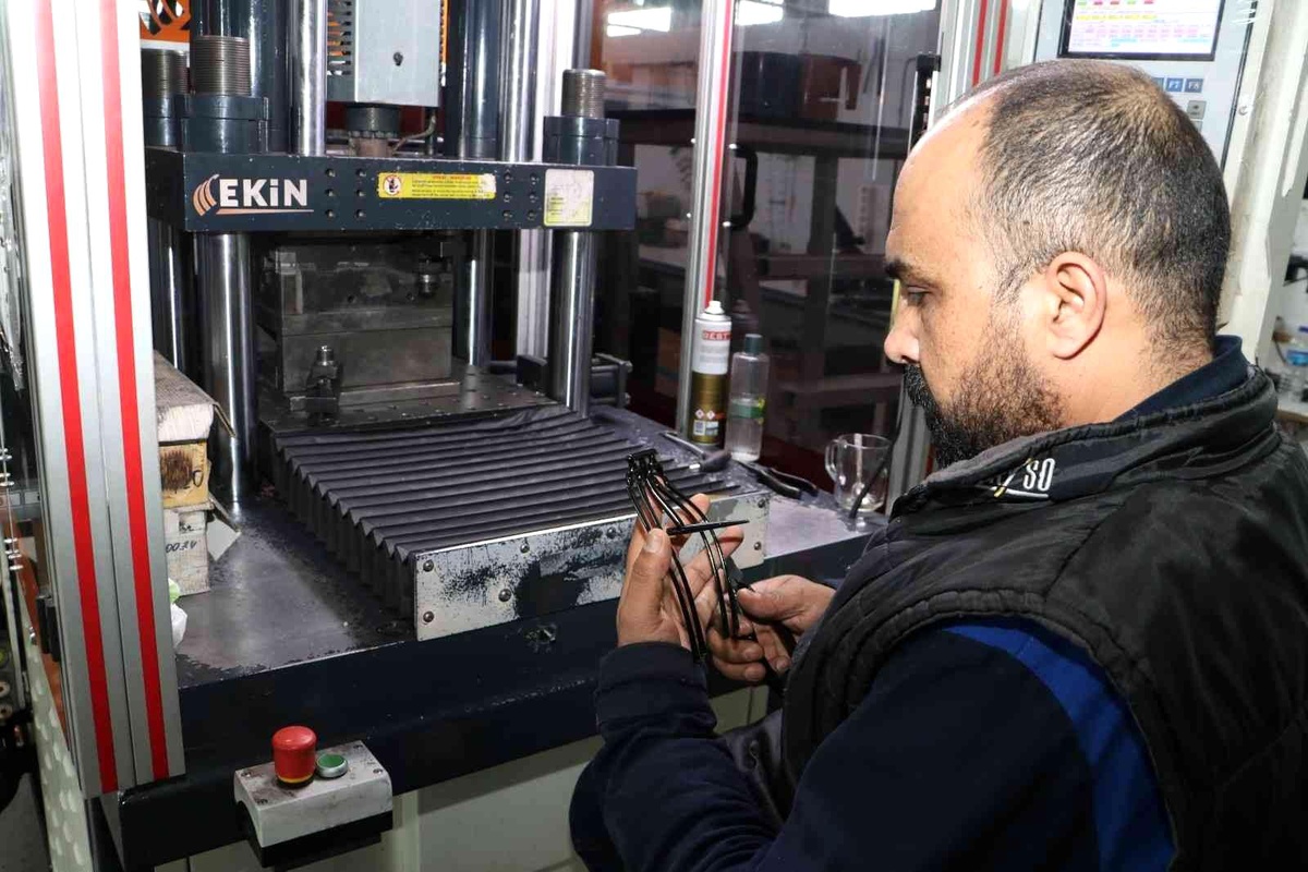 Diyarbakır\'dan dünyaya gözlük üretimi