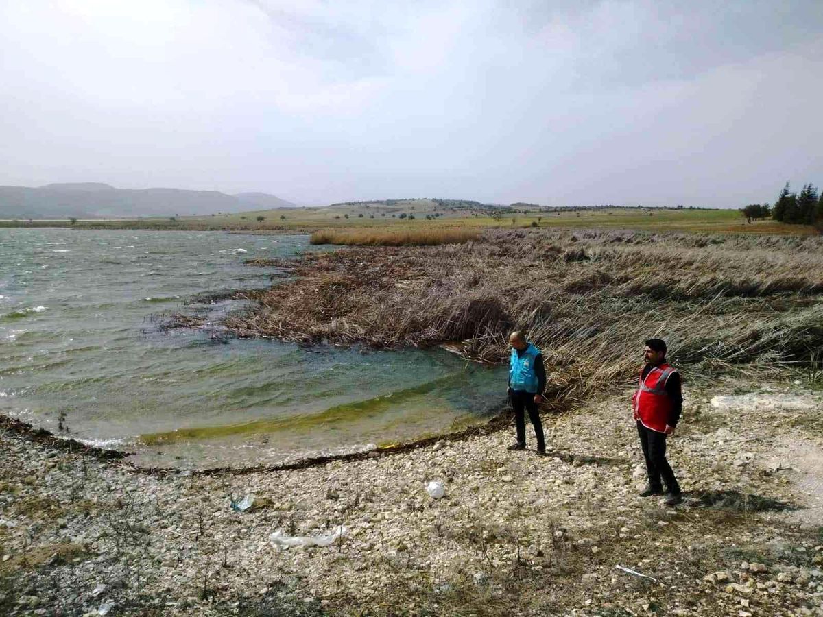 Dumlupınar'da baraj ve göletlerde av yasağı denetimi
