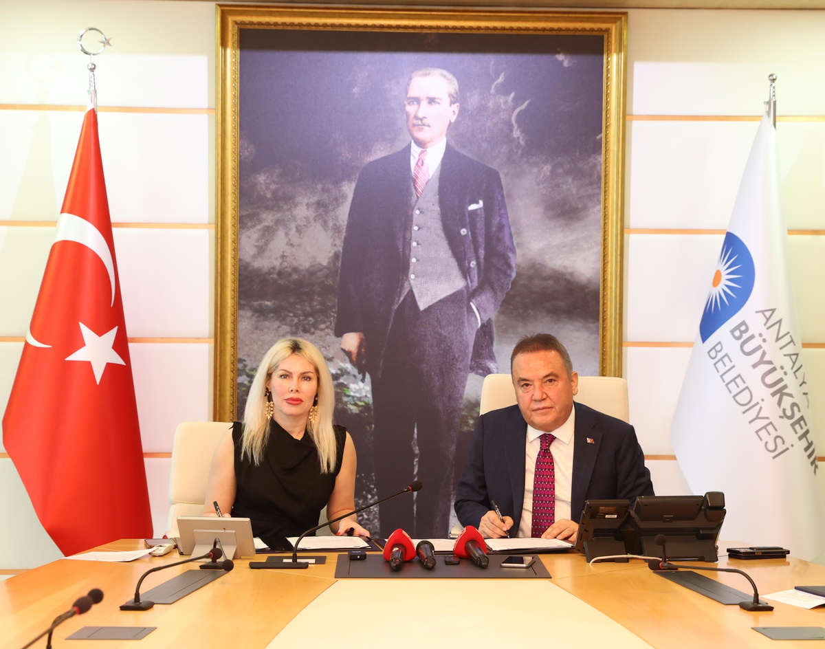 Son dakika haberleri... Manavgat\'taki orman yangınlarında zarar gören ağaçlar sanat eserine dönüştürülecek