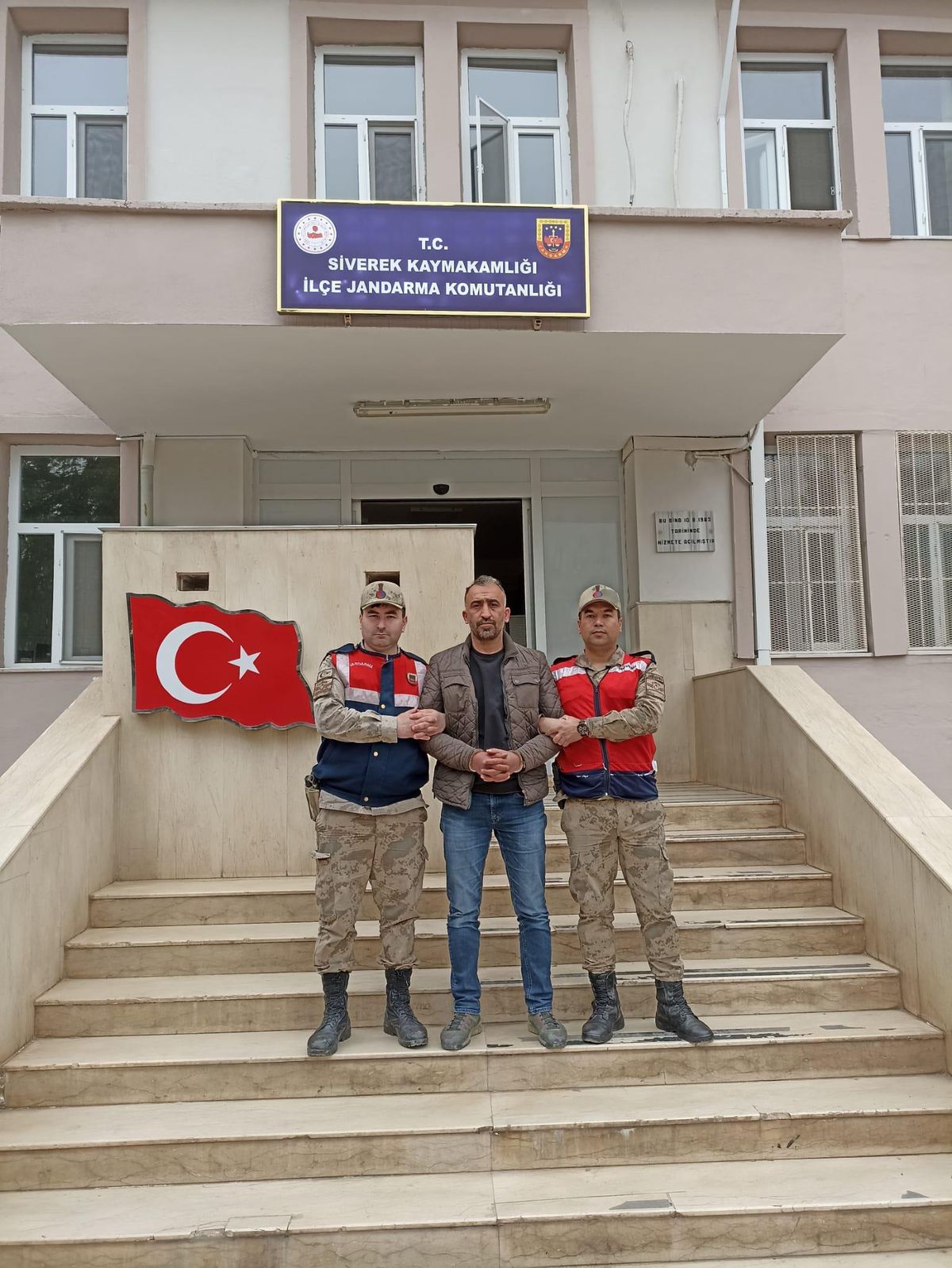 Şanlıurfa\'da hakkında 17 yıl 7 ay hapis cezası bulunan hükümlü yakalandı