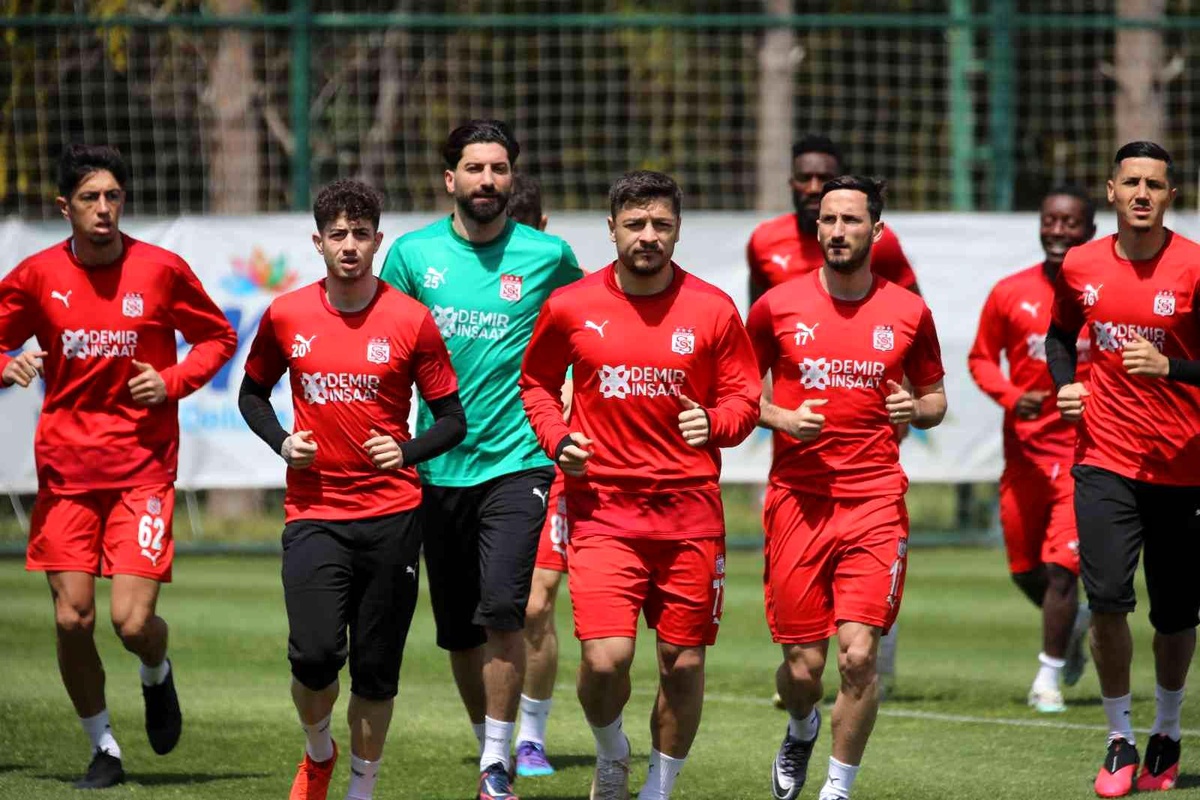 Sivasspor, Alanyaspor maçının taktiğini çalıştı